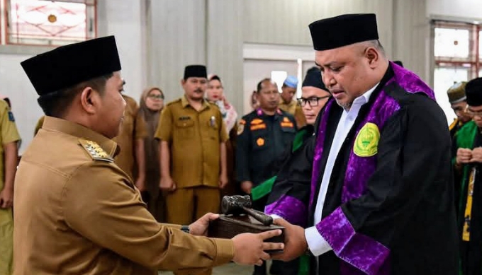 wali kota sibolga, akhmad syukri nazry penarik, kukuhkan dewan pengawas dan dewan hakim musabaqah tilawatil qur’an (mtq) ke-52.