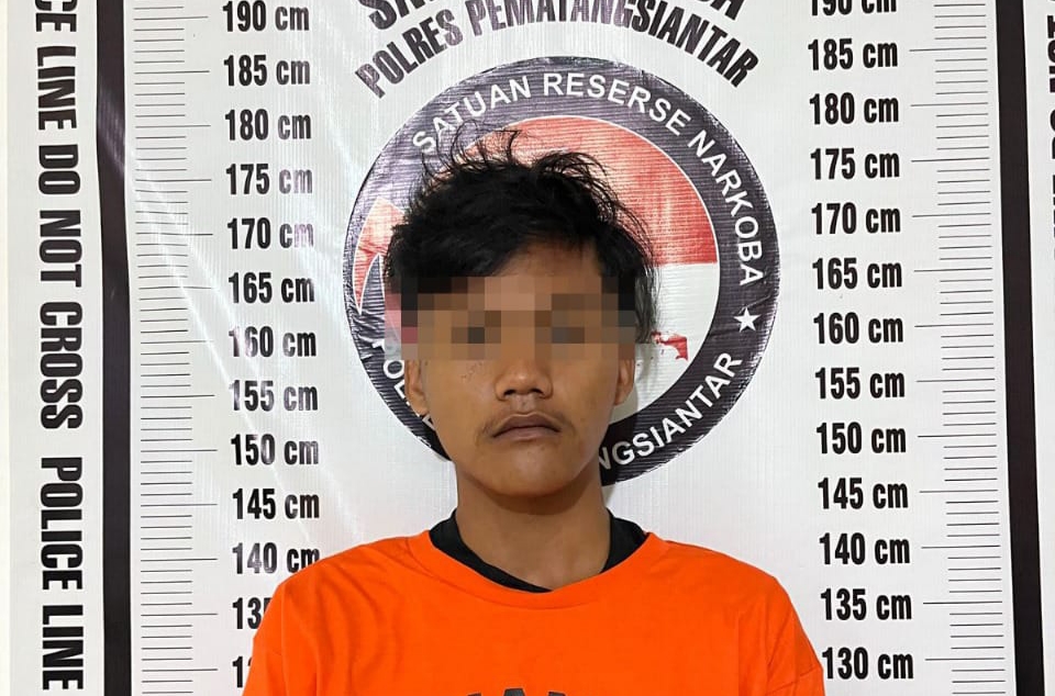drama penjual sabu menunggu pembeli yang datang polisi