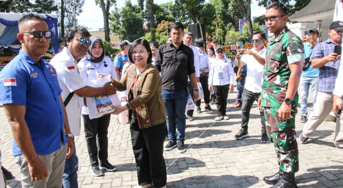aksi unjuk rasa (demo) yang sering dilakukan buruh saat memperingati hari buruh se-dunia, tidak ada terlihat di kota pematangsiantar.