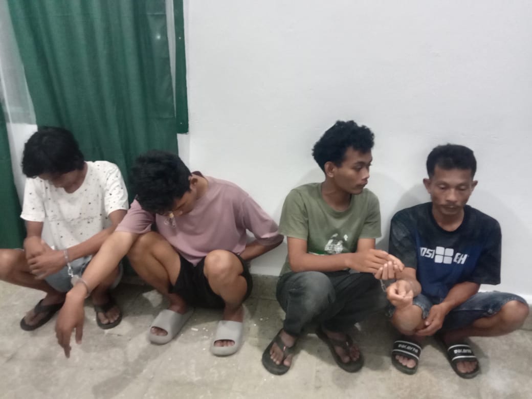 penggerebekan tengah malam personel unit intel kodim simalungun berhasil menggagalkan peredaran narkoba jenis sabu-sabu.