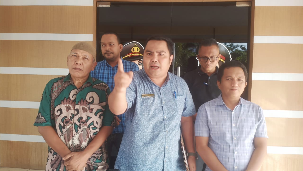 direktur perumda tirta nauli sibolga khairunnas panggabean resmi melaporkan dugaan suap rekrutmen pegawai tirta nauli tahun 2024.