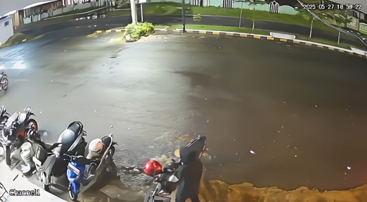 Pengunjung keluhkan aksi pencurian di meranti land screenshot diambil dari rekaman cctv. ist