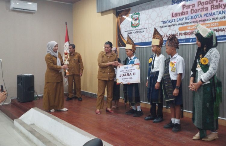 Lomba cerita rakyat antar smp dorong pelestarian budaya lokal disdik pematangsiantar menggelar lomba cerita rakyat tingkat smp. (foto: michael siahaan)