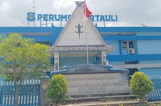 perusahaan daerah air minum (pdam) tirta uli kota pematangsiantar.