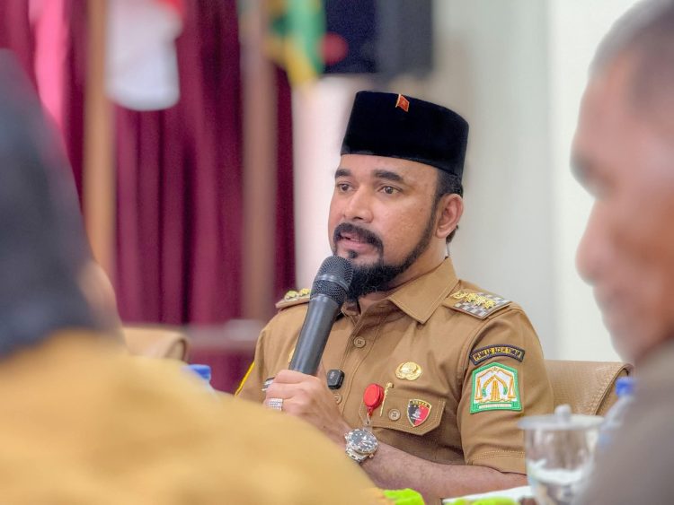 pt enamenam diminta kompensasi atas 50 hektare lahan yang digarap warga