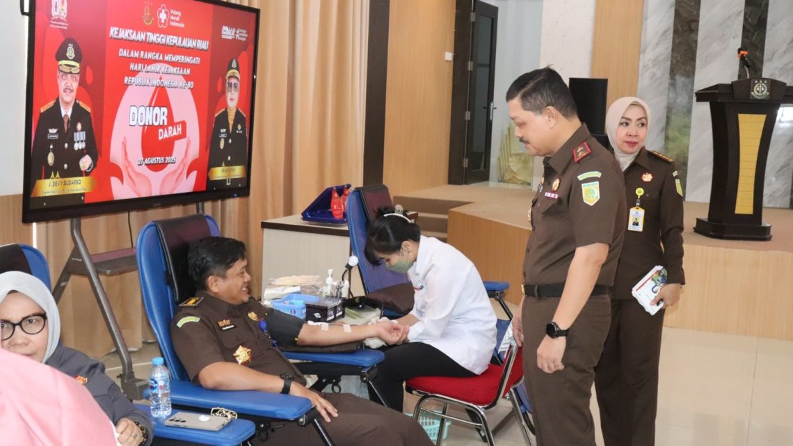 Kejati Kepri dan PMI Tanjungpinang Gelar Aksi Donor Darah untuk Kemanusiaan