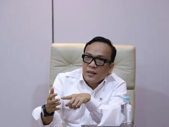 kpk tangkap wamenaker immanuel ebenezer bersama 10 orang, barang bukti menggunung