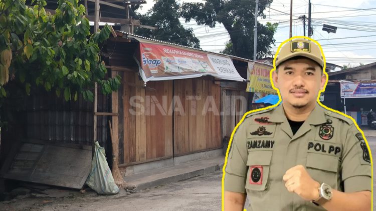 Kios milik kerabat dewan berdiri di drainase sampai badan jalan. insert: Farhan Zamzamy. (foto: sinata)