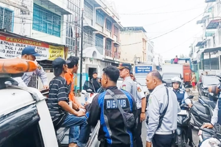 parkir berlangganan di medan tak berlaku lagi!