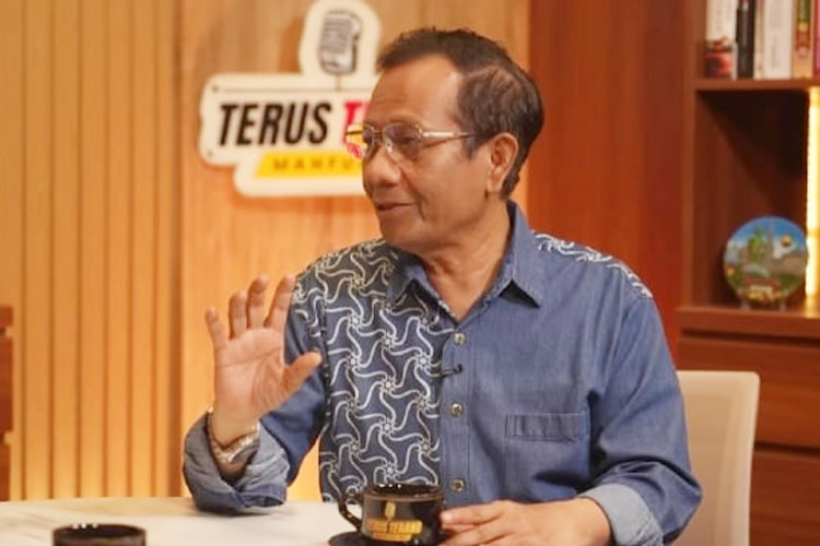 Bukan Rp230 Juta, Mahfud MD Sebut Gaji Anggota DPR Menembus Miliaran