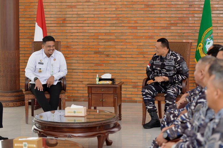 Bobby nasution gandeng tni al tangkal peredaran narkoba hingga ke nelayan bobby nasution gandeng tni al tangkal peredaran narkoba hingga ke nelayan