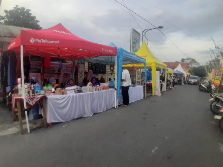umkm ramaikan peringatan maulid nabi di masjid raya siantar