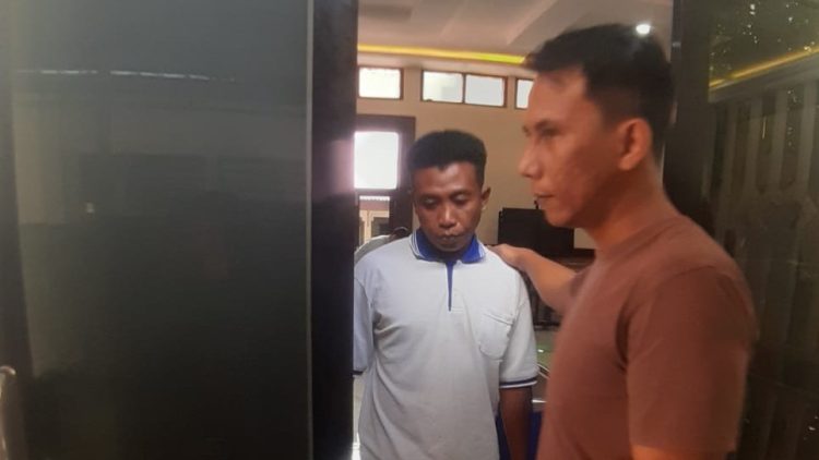 Simalungun geger! Adik bunuh kakak kandung demi rp30 juta pembunuhan karena sengketa tanah warisan, jasaman girsang dijatuhi 20 tahun bui. (foto: sinata/bismar)