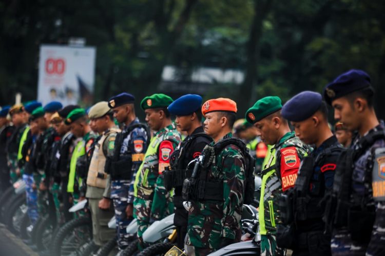 Kodam i/bb gelar patroli gabungan simpatik sambut hut tni ke-80 dan salurkan 28 ton beras untuk masyarakat kodam i/bb gelar patroli gabungan simpatik sambut hut tni ke-80 dan salurkan 28 ton beras untuk masyarakat