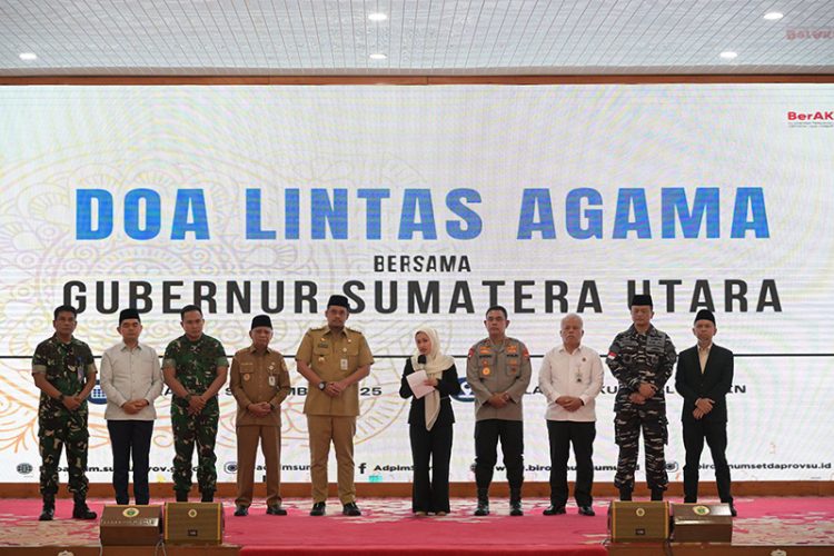 Doa lintas agama di Sumut. (foto: Diskominfo Sumut)