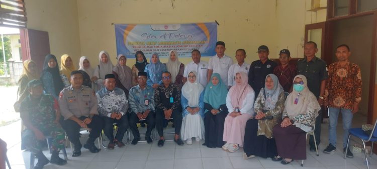 Lokakarya dp3akb aceh timur soroti stunting rendah dan kesehatan remaja mini lokakarya promosi dan sosialisasi program kesejahteraan keluarga di aula kantor camat mazat. ist