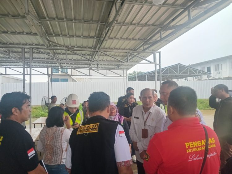 94 tka asal cina bekerja tanpa dokumen resmi di kek sei mangkei 94 tka asal cina bekerja tanpa dokumen resmi di kek sei mangkei