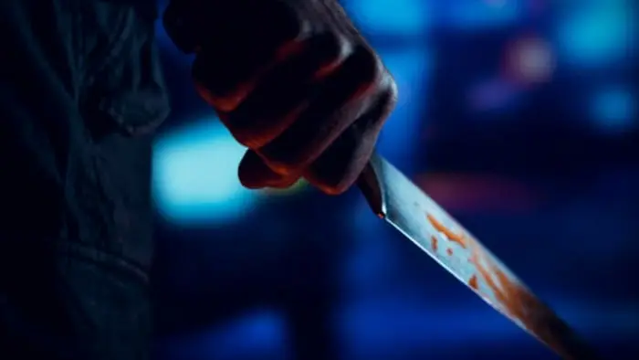 Oknum tni au tikam pria hingga tewas di makassar, rekaman detik-detik kejadian viral sebuah rekaman amatir yang memperlihatkan detik-detik oknum tni au tikam pria di kompleks perumahan bumi permata sudiang, viral.