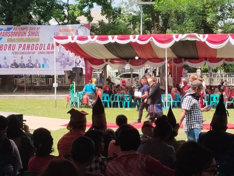 Wesly: hidupkan kembali poda sangnaualuh wesly: hidupkan kembali poda sangnaualuh