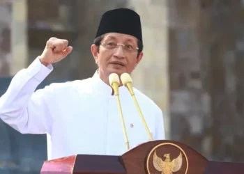 101. 786 guru madrasah dan agama lulus ppg 2025, kemenag naikkan tunjangan hingga rp2 juta menjelang hari guru nasional 2025, kemenag mengumumkan 101.786 guru madrasah dan pendidikan agama lulus ppg dalam jabatan.
