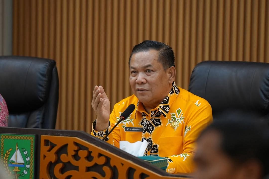 Dalami dugaan gratifikasi, kpk geledah kediaman gubernur riau sf hariyanto plt gubernur riau sf hariyanto. facebook