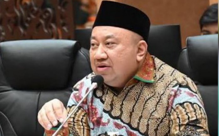 Mobil mbg tabrak kerumuman siswa sd negeri, dpr ri dengungkan evaluasi mobil satuan pelayanan pemenuhan gizi (sppg) pengangkut menu makanan dari program makanan bergizi gratis (mbg) tabrak kerumuman siswa dan seorang guru sd negeri kalibaru 01 pagi, cilincing, jakarta utara, kamis 11 desember 2025.