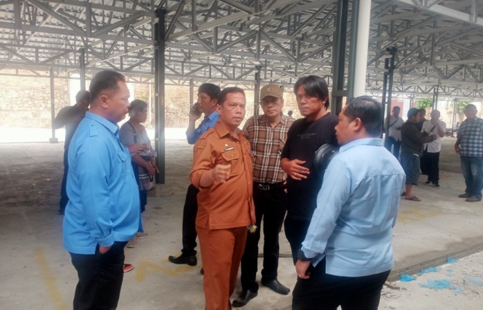 Optimalisasi pemindahan pedagang, instalasi air di eks gedung iv pasar horas dipasang untuk optimalisasi pemindahan pedagang dari pinggir jalan merdeka ke eks gedung iv pasar horas, instalasi air bersih pun dipasang di eks gedung iv pasar horas pematangsiantar.