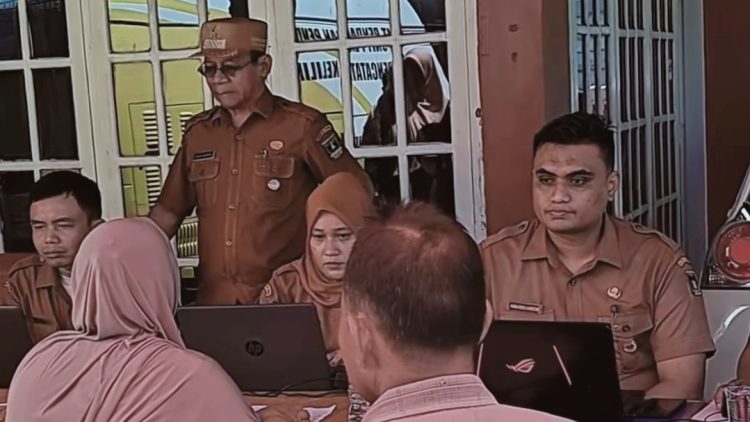 Dukcapil siapkan layanan kependudukan untuk korban bencana sumatera pemerintah sediakan layanan adminduk untuk korban bencana. ist